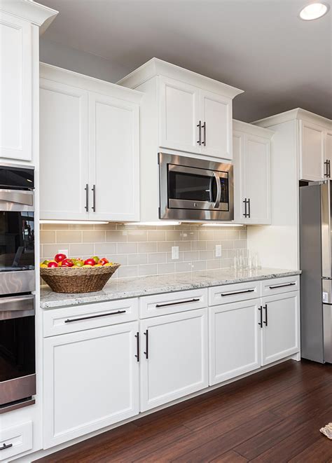 white shaker cabinets near me